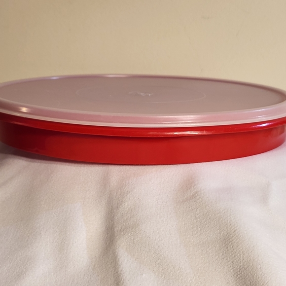 Tupperware Dining Vintage Red Tupperware Divided Veggie Serving Container With Lid Poshmark
